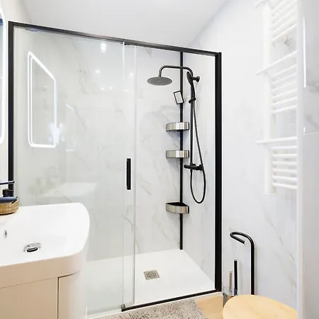 Renting - Offenbach - Luxury Fully Equipped Center Appartement Nice
