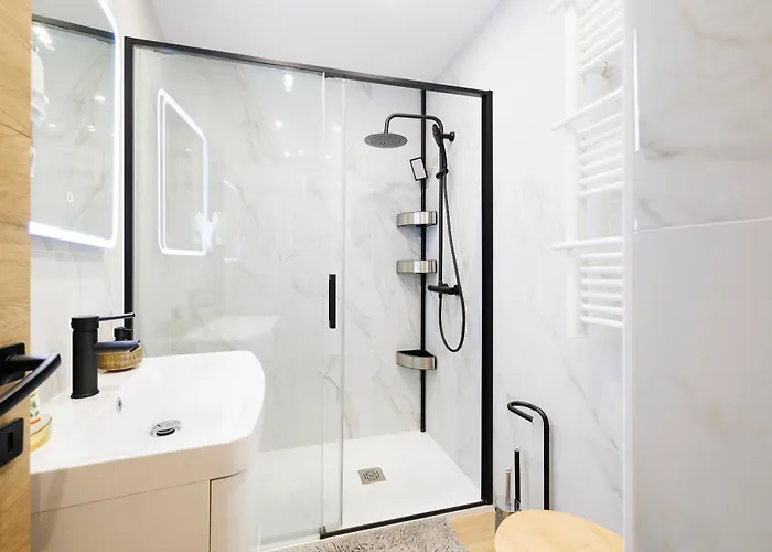Renting - Offenbach - Luxury Fully Equipped Center דירה ניס