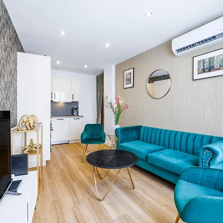 Renting - Offenbach - Luxury Fully Equipped Center 公寓 尼斯